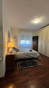 Elegante appartamento vista mare - 2 camere, 2 bagni e parcheggio privato