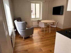 The Crystal Apartment