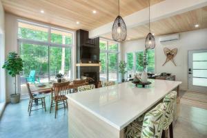 Valhalla Tremblant -Jacuzzi -Barrel sauna -Fireplace