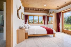7BR Luxury Chalet near Interlaken with AC for 18 guests