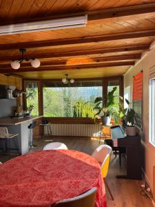 Chalet 12 couchages à Chexbres proche Lausanne, Vevey, Lac et Montagnes
