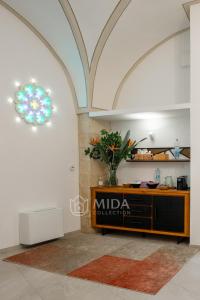 Acquaviva Rooms & Apartment
