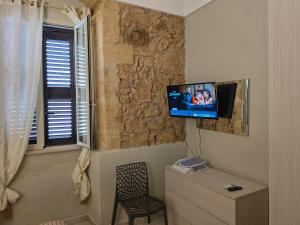 Pasithea House