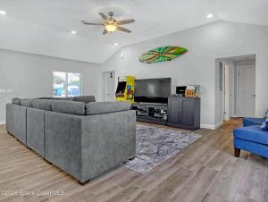 3 Bd 2 Ba Steps To Cocoa Beach! 349 No
