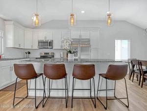 3 Bd 2 Ba Steps To Cocoa Beach! 349 No
