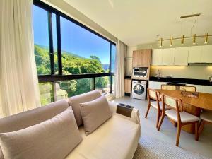 LIV Exclusive Flat 507– a 2 min da Praia de Bombas