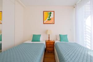 Twin Room in Shared House in Belém