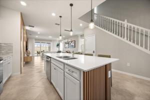 7 Bd 55 Ba Windsor Cay 16151 Cc