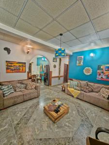 Mazzola Safari House & Backpacking