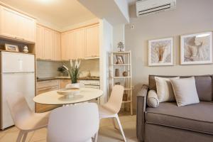 IFESTOS APARTMENTS