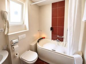 Hotel Neptun Gradac