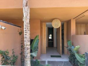 Charming Cozy Home Steps from Noria Golf & Oasiria