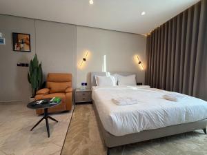 407s tara-JRE Jabal Al Lweibdeh with stunning view