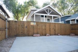 Pine Tree Arch Cabin #15