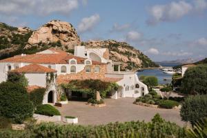 W Sardinia - Poltu Quatu