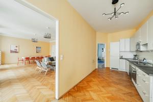 The Vienna Central Stay