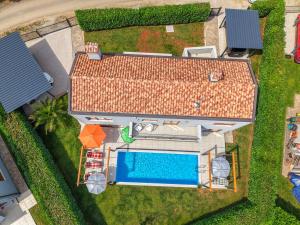 Holiday House Irina G - Pool Private