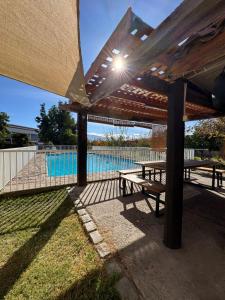 Hostal Almendral