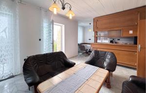 Nice Apartment In Medulin With Lake View