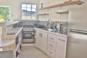 Accra Beach Apartments