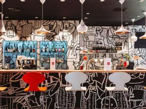 Ibis Poznan Polnoc