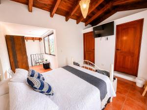 Santa Ines Loft