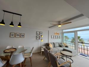 RgHost-Apartamento Trasmallo Deluxe en Paseo Marítimo