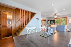 Heidaway Cottage by Simple Life Rentals