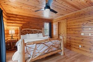 The Log Home of Fish Creek by Simple Life Rentals
