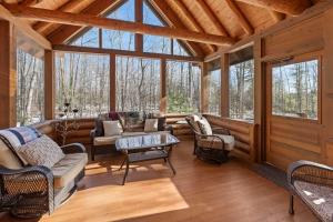 The Log Home of Fish Creek by Simple Life Rentals