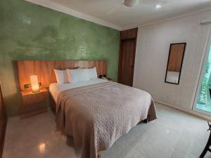 Hotel CEO Group