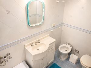 Casa San Isidro pileta jardín parrilla a metros del río