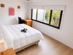 Casa San Isidro pileta jardín parrilla a metros del río