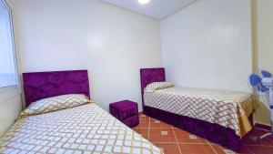 Steps to Sea - Relaxing 2-Bedroom Getaway & Pool