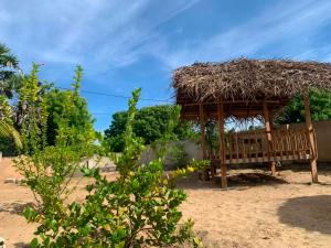 Thambili cabanas whisky point