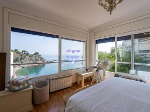 Hermosa casa, vista al mar - 6 pers. - ES-228-217