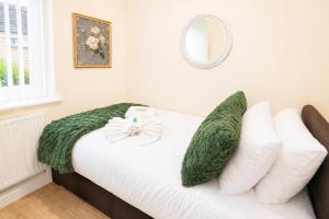 Stunning 3 bed house in the heart of Newport, sleeps 7