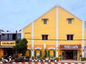 1918’s HOSTEL