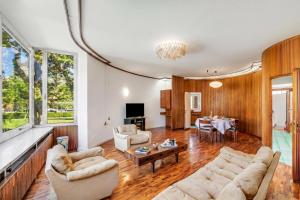 The Arco Round House - Happy Rentals