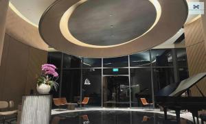 The Metropole Exclusive Skyline Haven