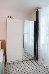 B68 Apartment 19