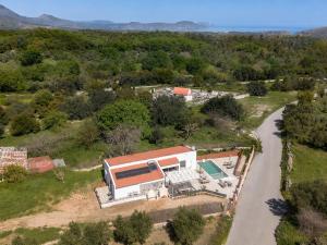 Altura, one storey private villa