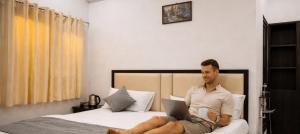 Hotel Dhaneshwari I Luxury Stay Near Kal Bhairav