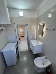 Piazza Place 3