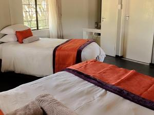 Mokolodi Nature Reserve Elephant Rock Chalets