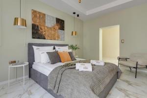 Sukiennicza Family Suite near WWII Museum by Downtown Apartments