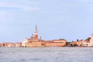 Giudecca Retreat - Modern duplex in Venice