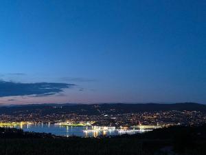 Seaview Apartment Hrvatini
