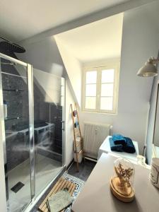 Centre Chartres Parking privé Climatiseur