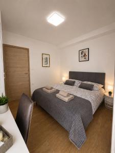 Sun & Sea Apartment with private pool